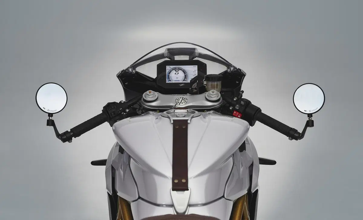 MV Agusta Superveloce 800 Superveloce 800 S (2021 - 25) (10)