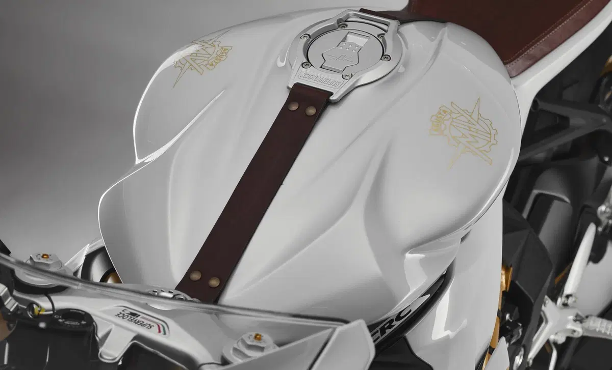 MV Agusta Superveloce 800 Superveloce 800 S (2021 - 25) (12)