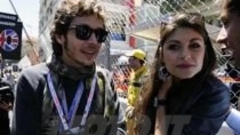 Valentino Rossi: "Mi piacerebbe molto correre in macchina"