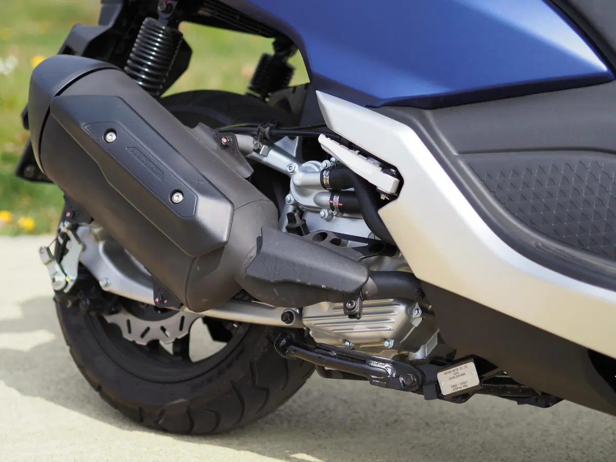 SYM Maxsym 400 TEST: lo sport GT si rinnova (25)
