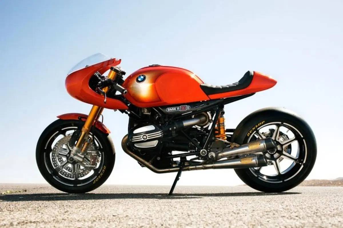 Concept Ninety per i Novantanni di BMW Motorrad