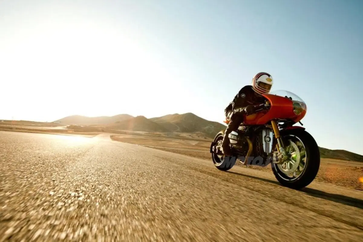 Concept Ninety per i Novantanni di BMW Motorrad (6)