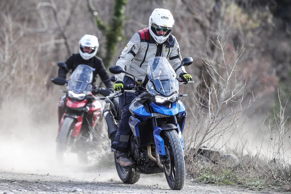 Triumph Tiger 850 Sport vs 900 Rally e GT: super TEST 2021 per le tigri inglesi (5)