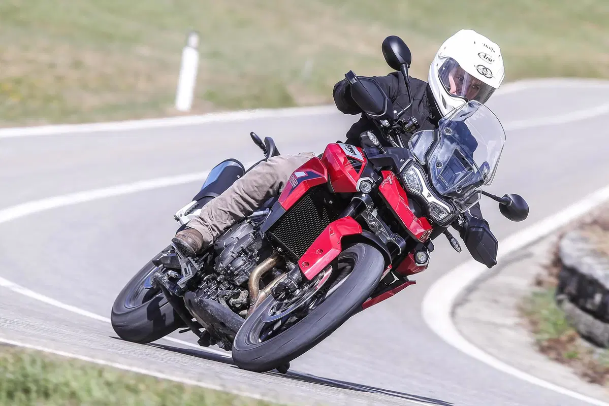 Triumph Tiger 850 Sport vs 900 Rally e GT: super TEST 2021 per le tigri inglesi (10)