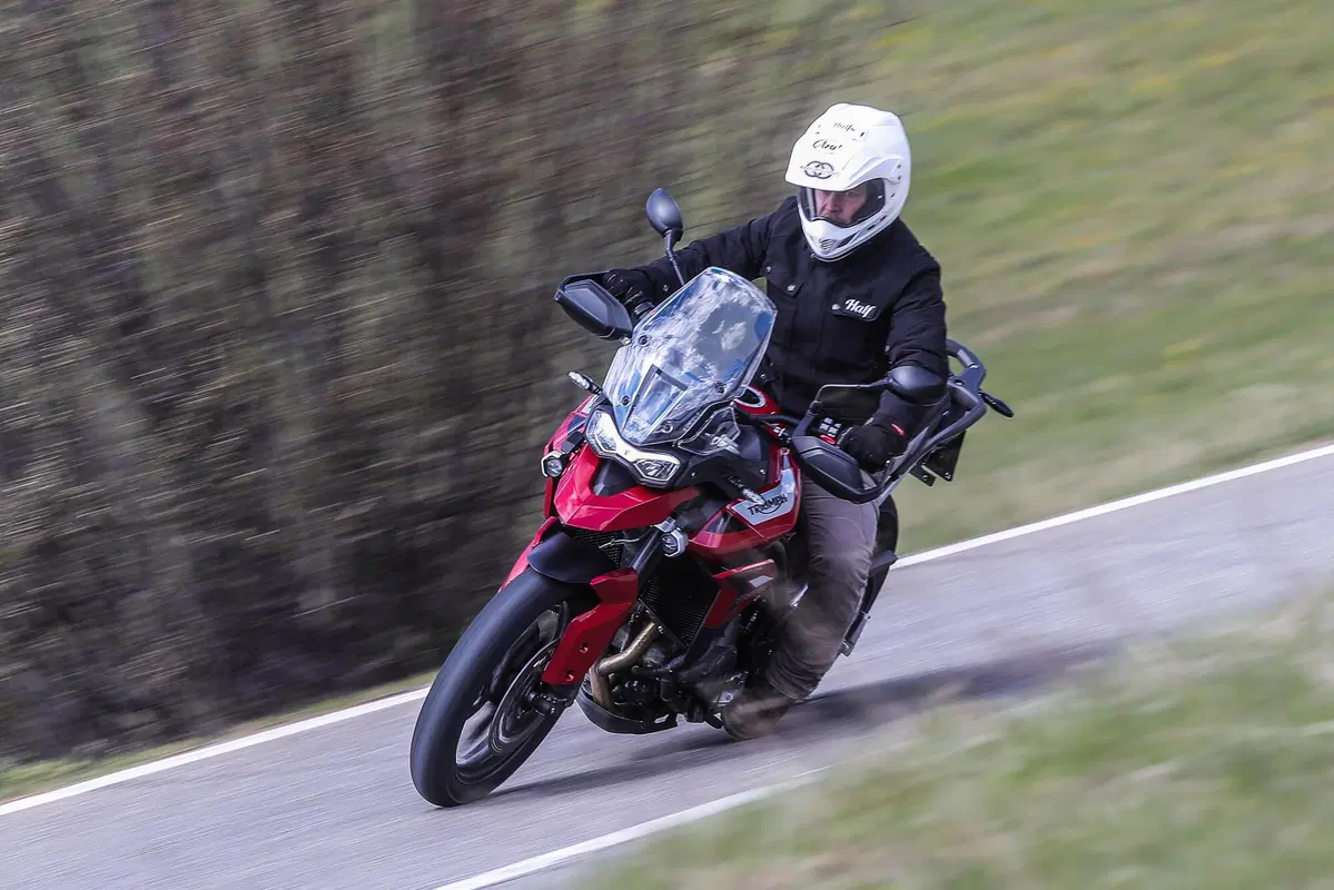 Triumph Tiger 850 Sport vs 900 Rally e GT: super TEST 2021 per le tigri inglesi (11)