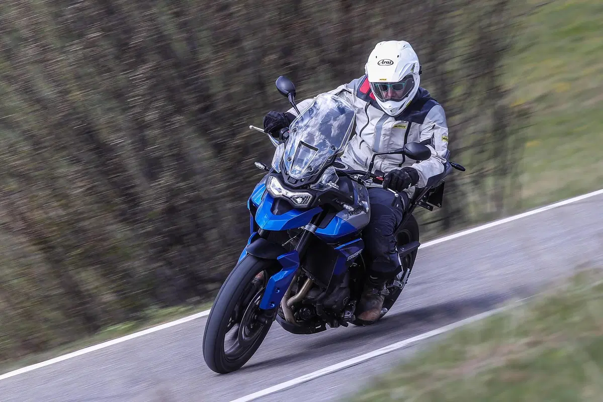 Triumph Tiger 850 Sport vs 900 Rally e GT: super TEST 2021 per le tigri inglesi (15)