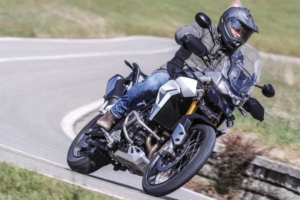 Triumph Tiger 850 Sport vs 900 Rally e GT: super TEST 2021 per le tigri inglesi (5)