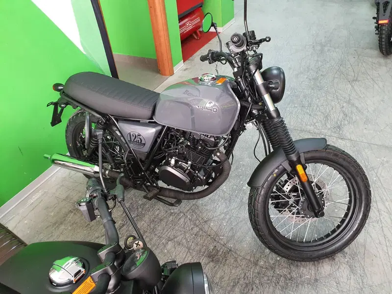 Brixton Motorcycles Cromwell 125 CBS (2021 - 26) (2)