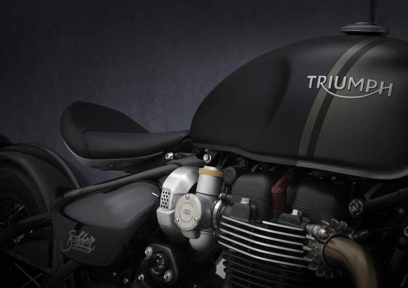 Triumph Bonneville Bobber 1200 (2021 - 24), prezzo e scheda tecnica - Moto .it