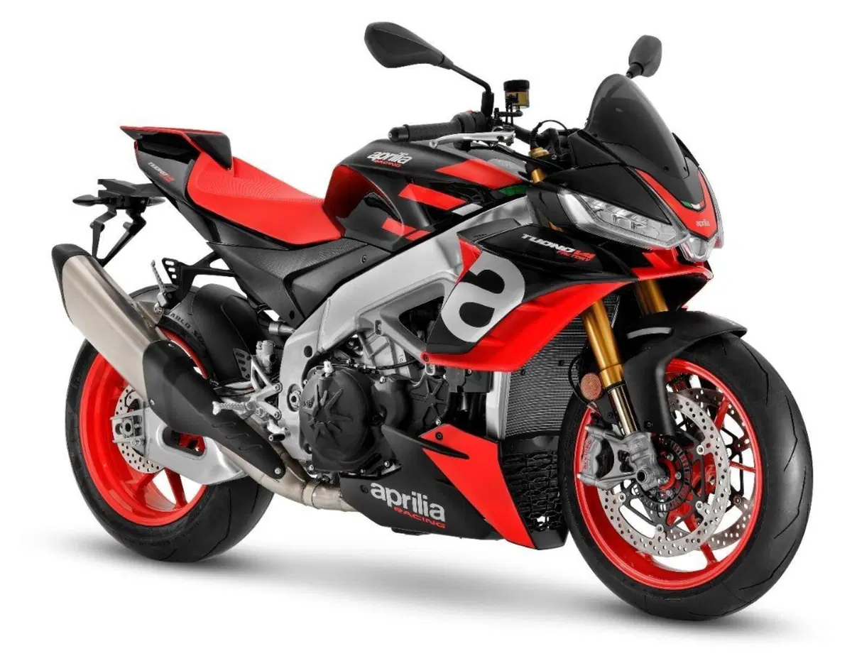 Aprilia Tuono V4 e V4 Factory 2021: presto in vendita. I prezzi