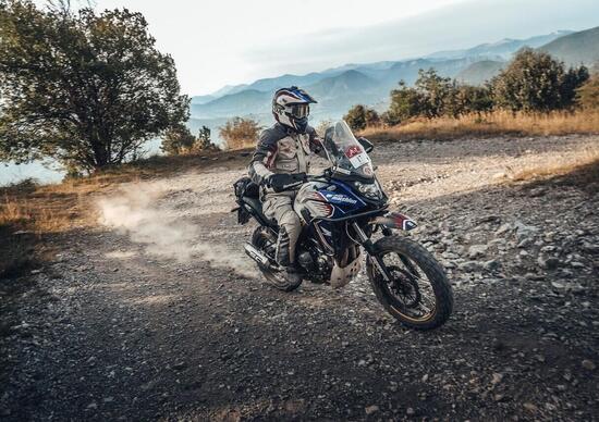 Renato Zocchi in gara con la Honda CB 500X