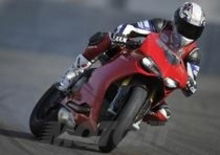 Troy Bayliss torna in pista con la Ducati Panigale. SBK? 