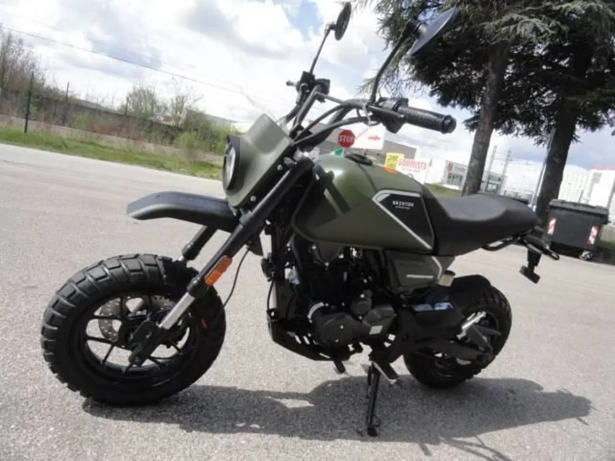 Brixton Motorcycles Crossfire 125 XS (2021 - 26) (3)