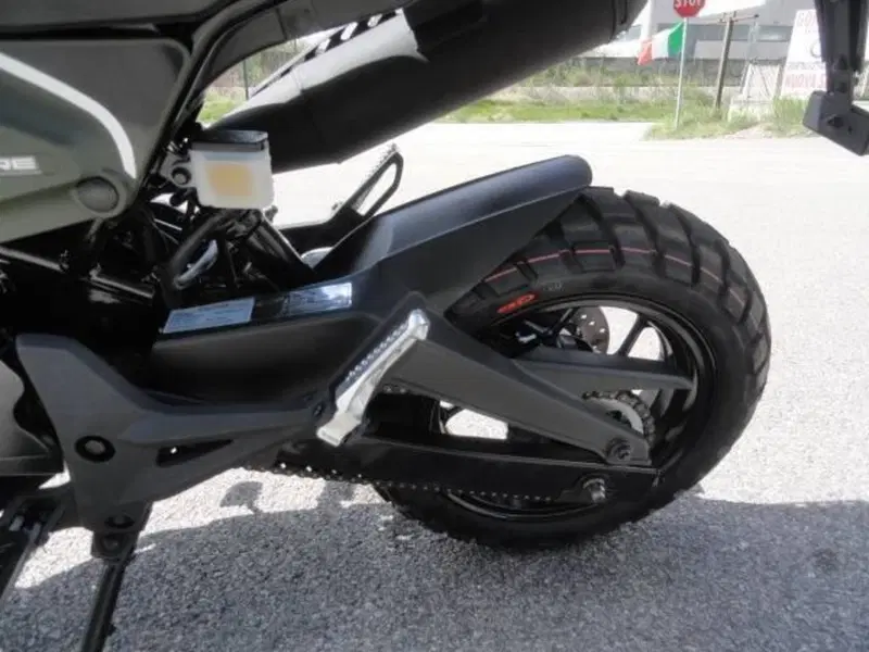 Brixton Motorcycles Crossfire 125 XS (2021 - 26) (10)