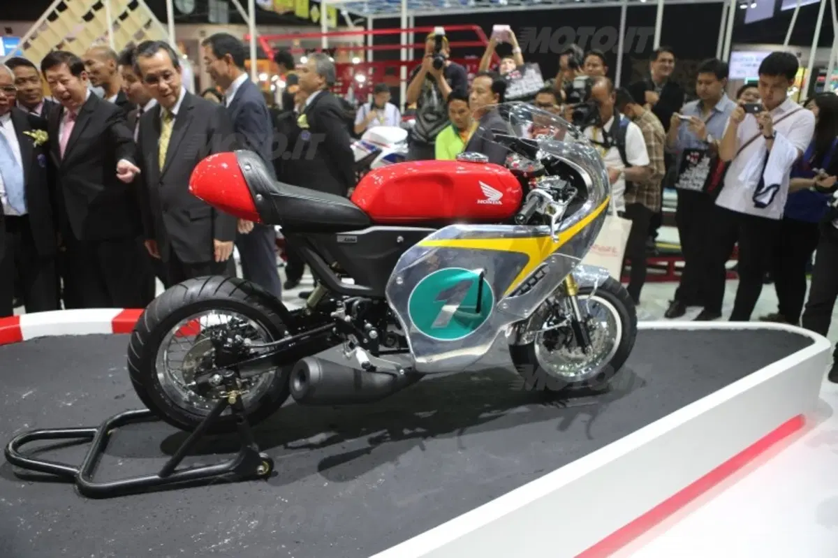 Bangkok Motor Show: Honda Zoomer X California ed RC-X Mini Vintage Racer (5)