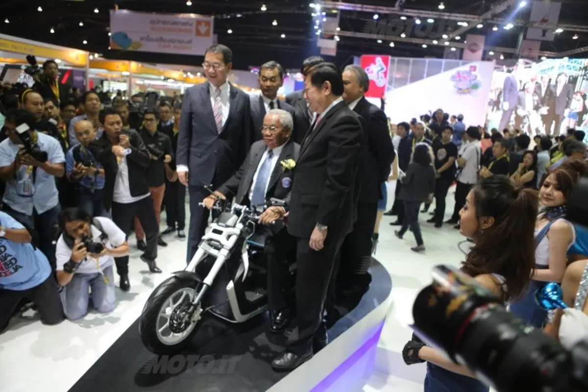 Bangkok Motor Show: Honda Zoomer X California ed RC-X Mini Vintage Racer (7)