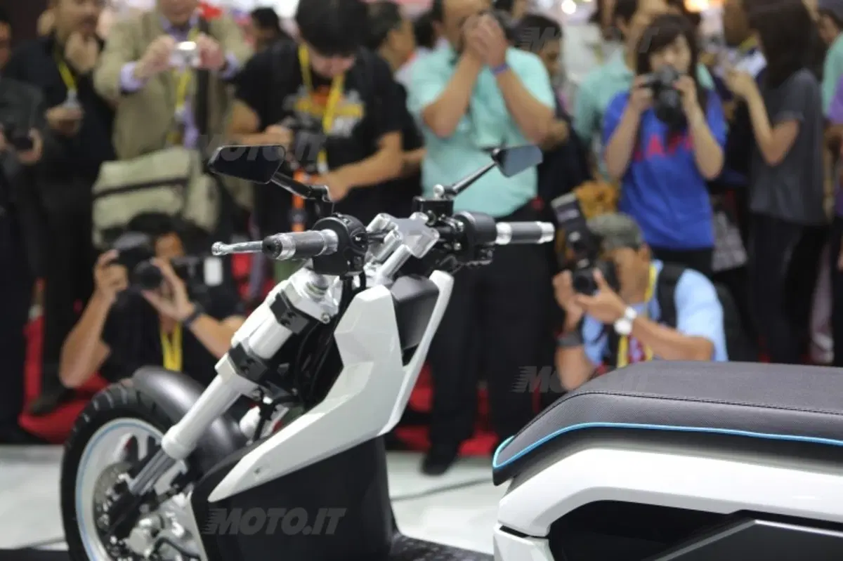 Bangkok Motor Show: Honda Zoomer X California ed RC-X Mini Vintage Racer (10)