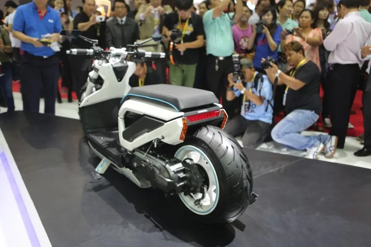 Bangkok Motor Show: Honda Zoomer X California ed RC-X Mini Vintage Racer (12)