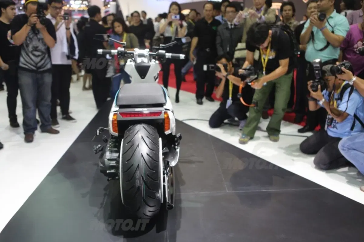 Bangkok Motor Show: Honda Zoomer X California ed RC-X Mini Vintage Racer (13)