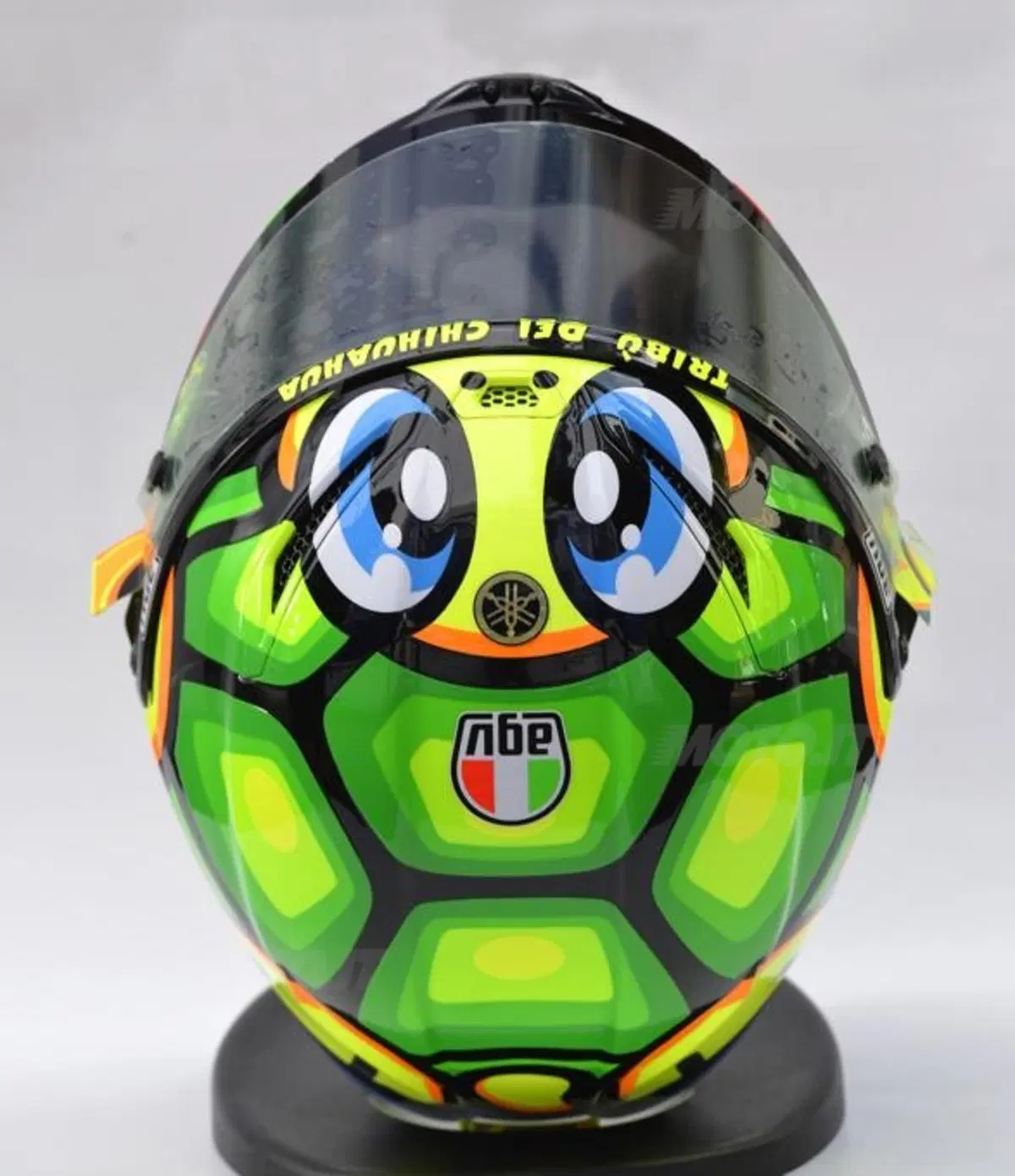 VIDEO. Valentino Rossi spiega il casco "La Tarta" del Mugello (5)