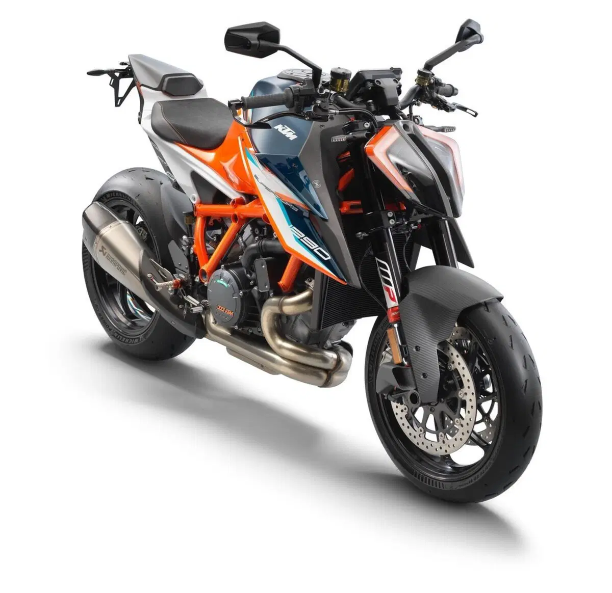 Nuova KTM SuperDuke 1290RR. Dati e immagini definitive (4)