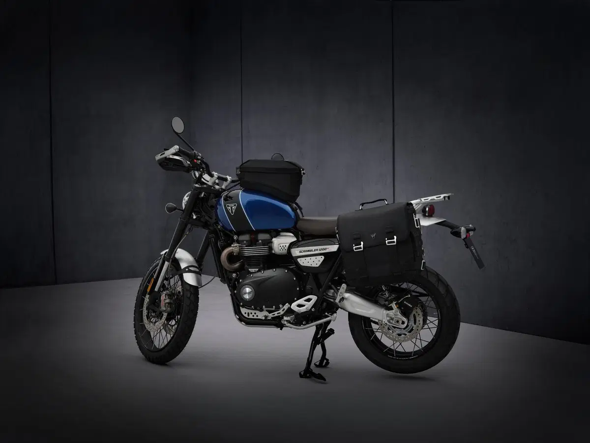 Nuove Triumph Scrambler 1200 XC e XE 2021[NON PUBBLICARE, EMBARGO FINO ALLE 13:00 DEL 13 APRILE] (2)