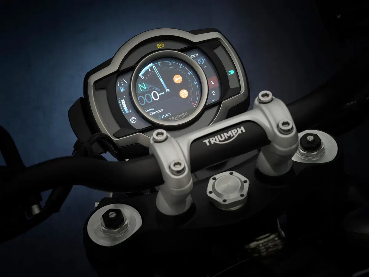 Nuove Triumph Scrambler 1200 XC e XE 2021[NON PUBBLICARE, EMBARGO FINO ALLE 13:00 DEL 13 APRILE] (5)