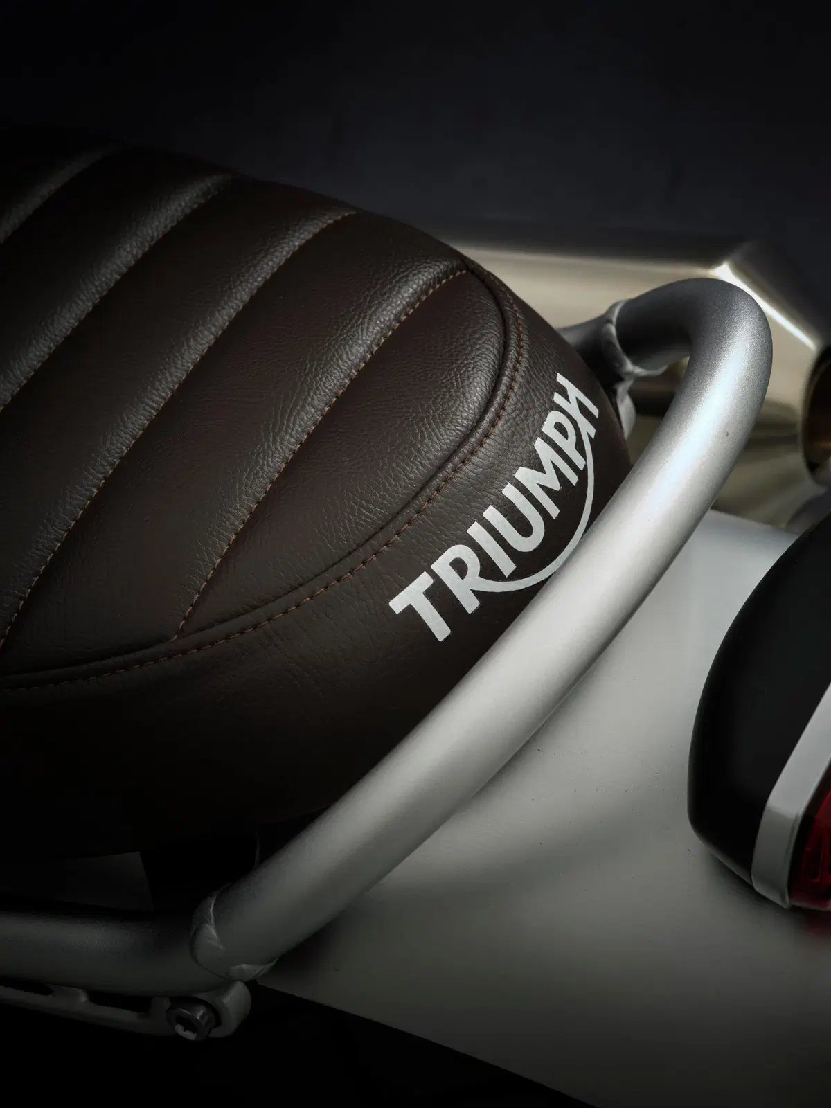 Nuove Triumph Scrambler 1200 XC e XE 2021[NON PUBBLICARE, EMBARGO FINO ALLE 13:00 DEL 13 APRILE] (10)