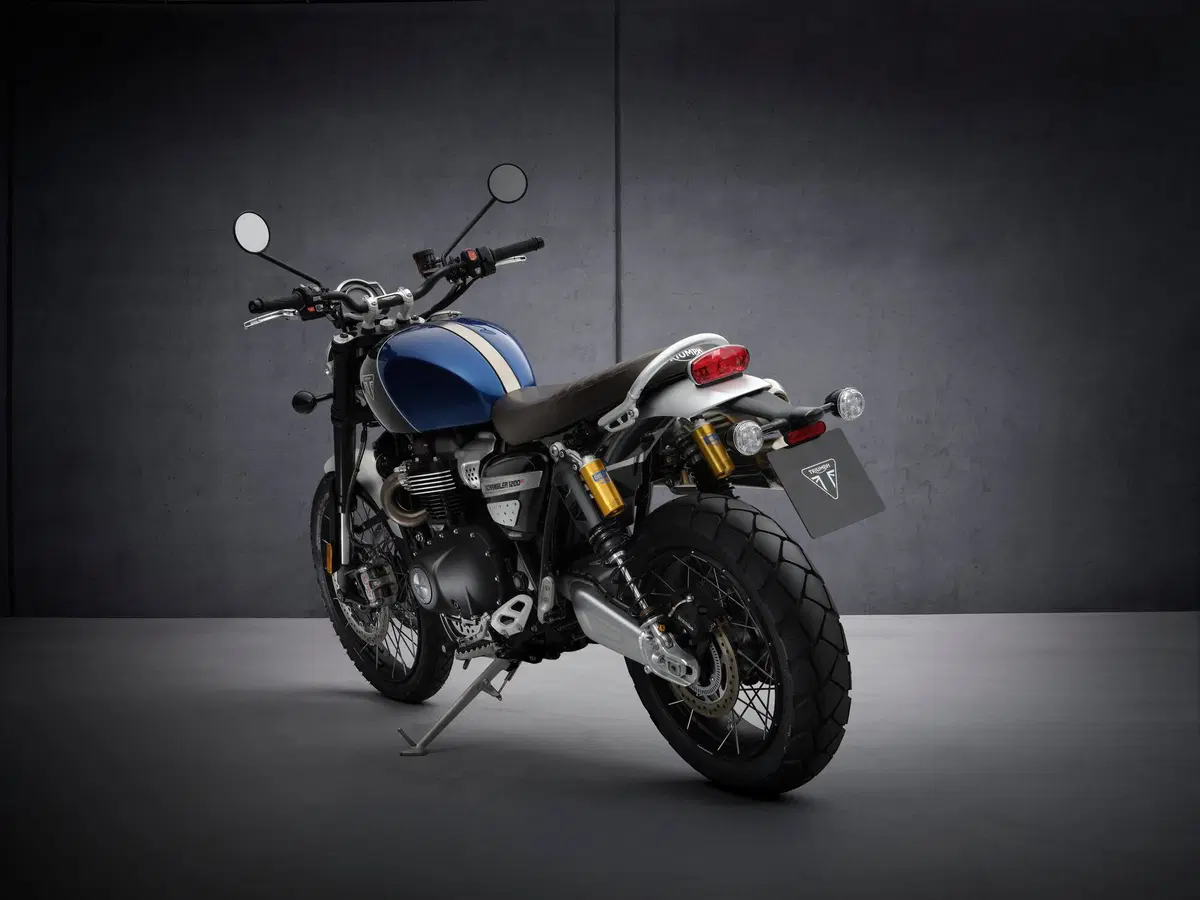 Nuove Triumph Scrambler 1200 XC e XE 2021[NON PUBBLICARE, EMBARGO FINO ALLE 13:00 DEL 13 APRILE] (3)