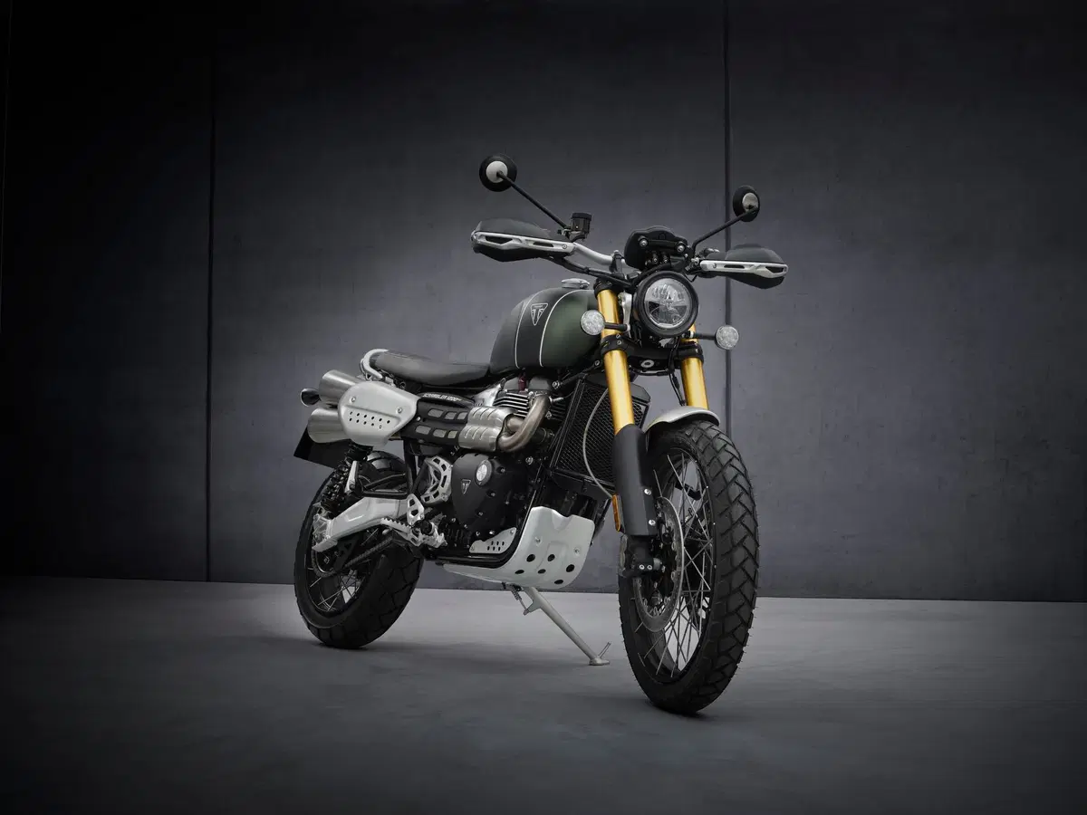 Nuove Triumph Scrambler 1200 XC e XE 2021[NON PUBBLICARE, EMBARGO FINO ALLE 13:00 DEL 13 APRILE] (8)