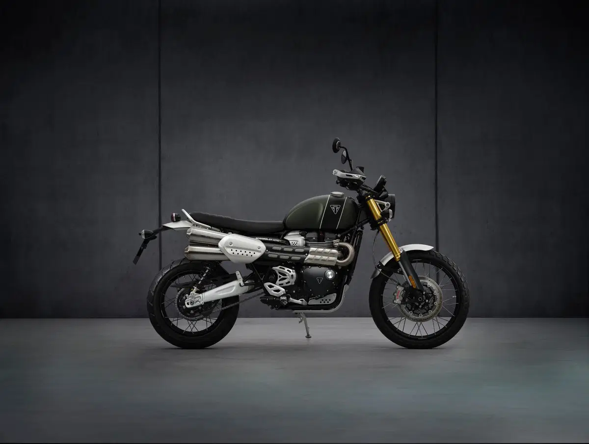 Nuove Triumph Scrambler 1200 XC e XE 2021[NON PUBBLICARE, EMBARGO FINO ALLE 13:00 DEL 13 APRILE] (11)