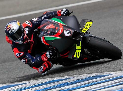 MotoGP. Andrea Dovizioso prova l'Aprilia RS-GP a Jerez: eccolo in azione [GALLERY]  (3)