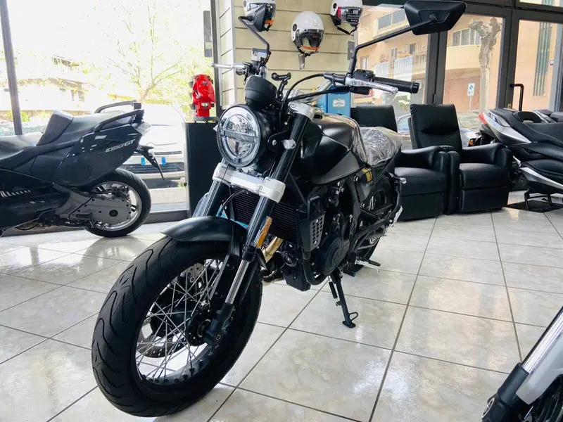Brixton Motorcycles Crossfire 500 (2021 - 25) (5)