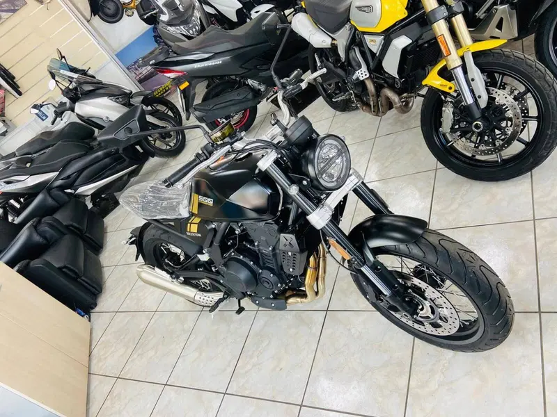 Brixton Motorcycles Crossfire 500 (2021 - 25) (7)