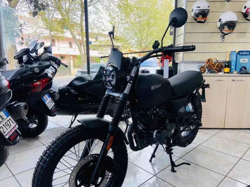 Brixton Motorcycles Felsberg 125 CBS (2021 - 25) (5)
