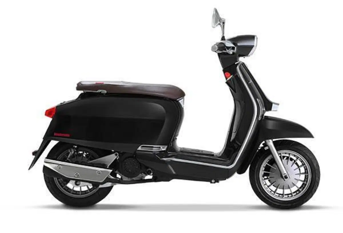 Lambretta V50 Special (2021 - 26)