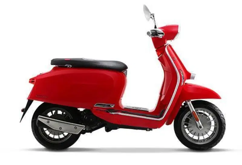 Lambretta V200 Special (2021 - 26) (7)