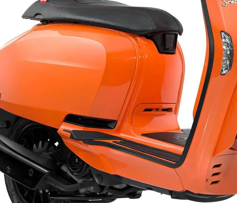Lambretta V200 Special (2021 - 26) (8)