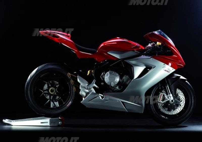 MV Agusta F3 800, foto e prezzo