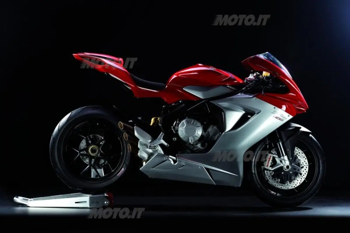 MV Agusta F3 800, foto e prezzo