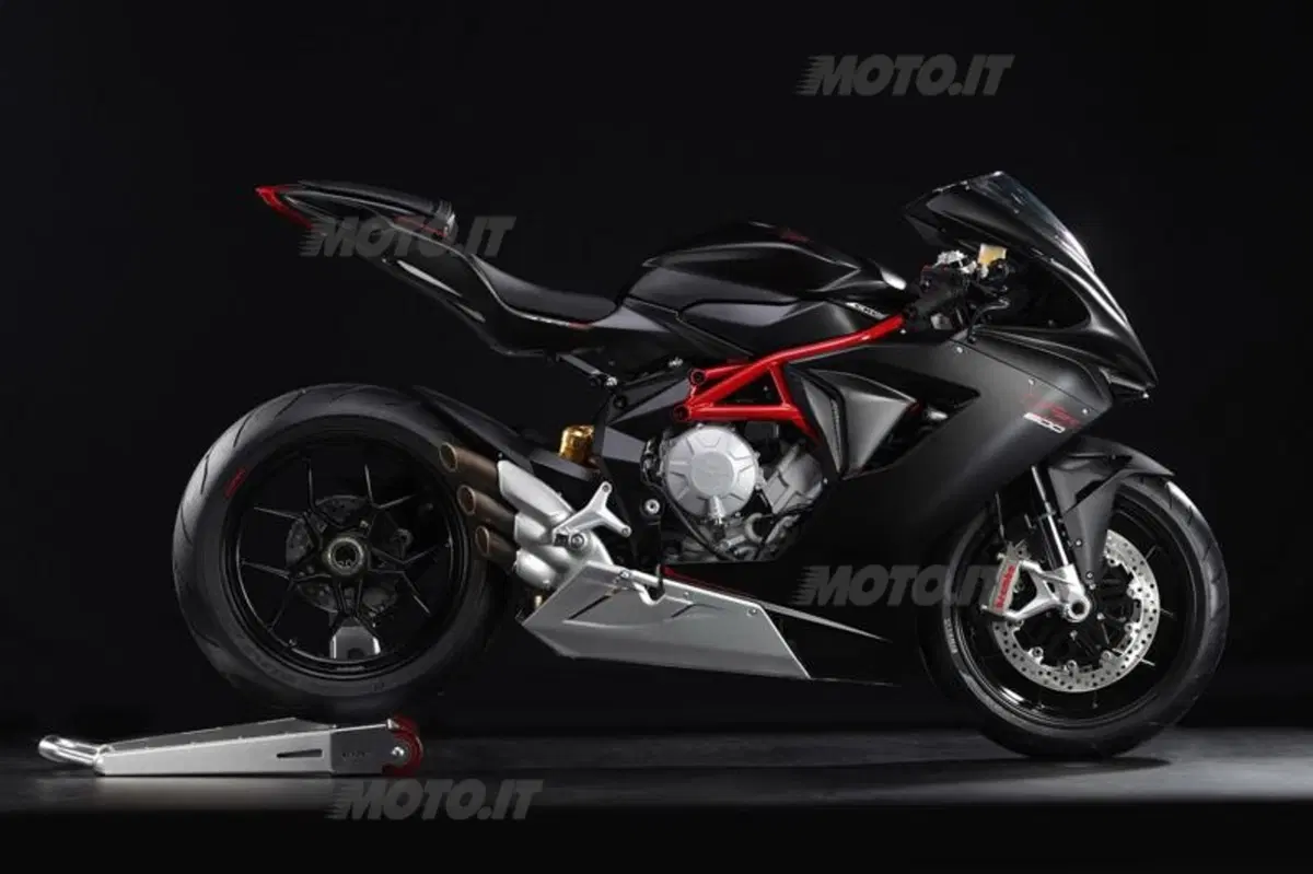 MV Agusta F3 800, foto e prezzo (3)