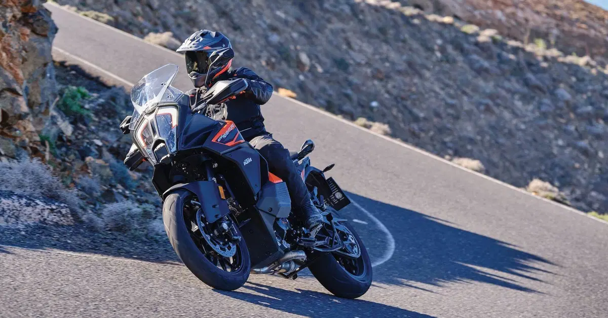 KTM Adventure Roadshow, test ride "Ready to Race"