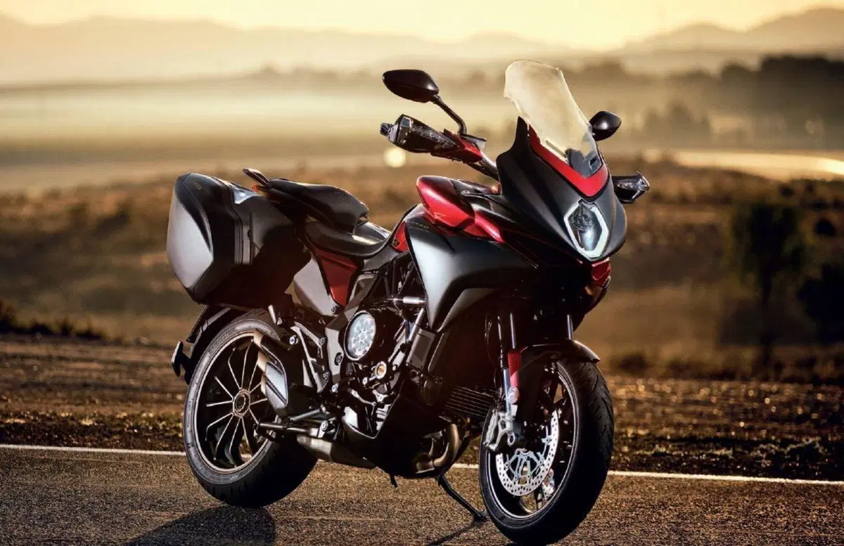 MV Agusta Turismo Veloce 2021: quattro le versioni. Dati e prezzi