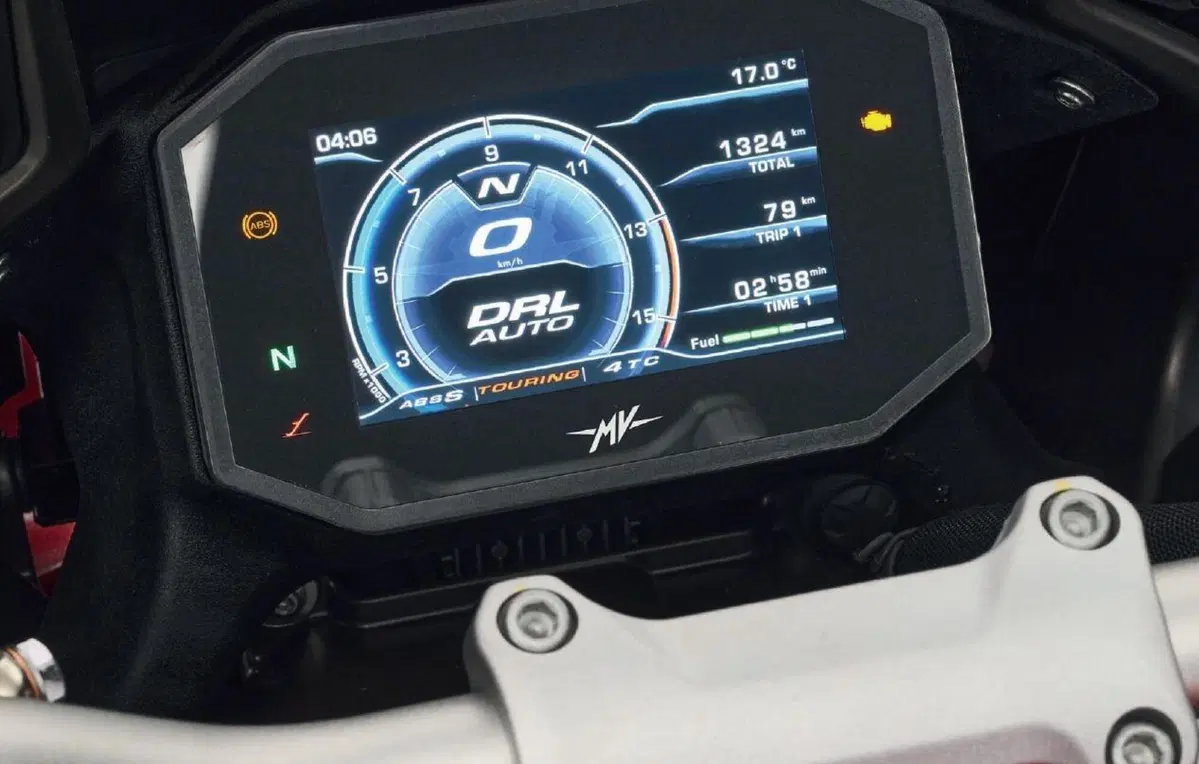 MV Agusta Turismo Veloce 2021: quattro le versioni. Dati e prezzi (9)