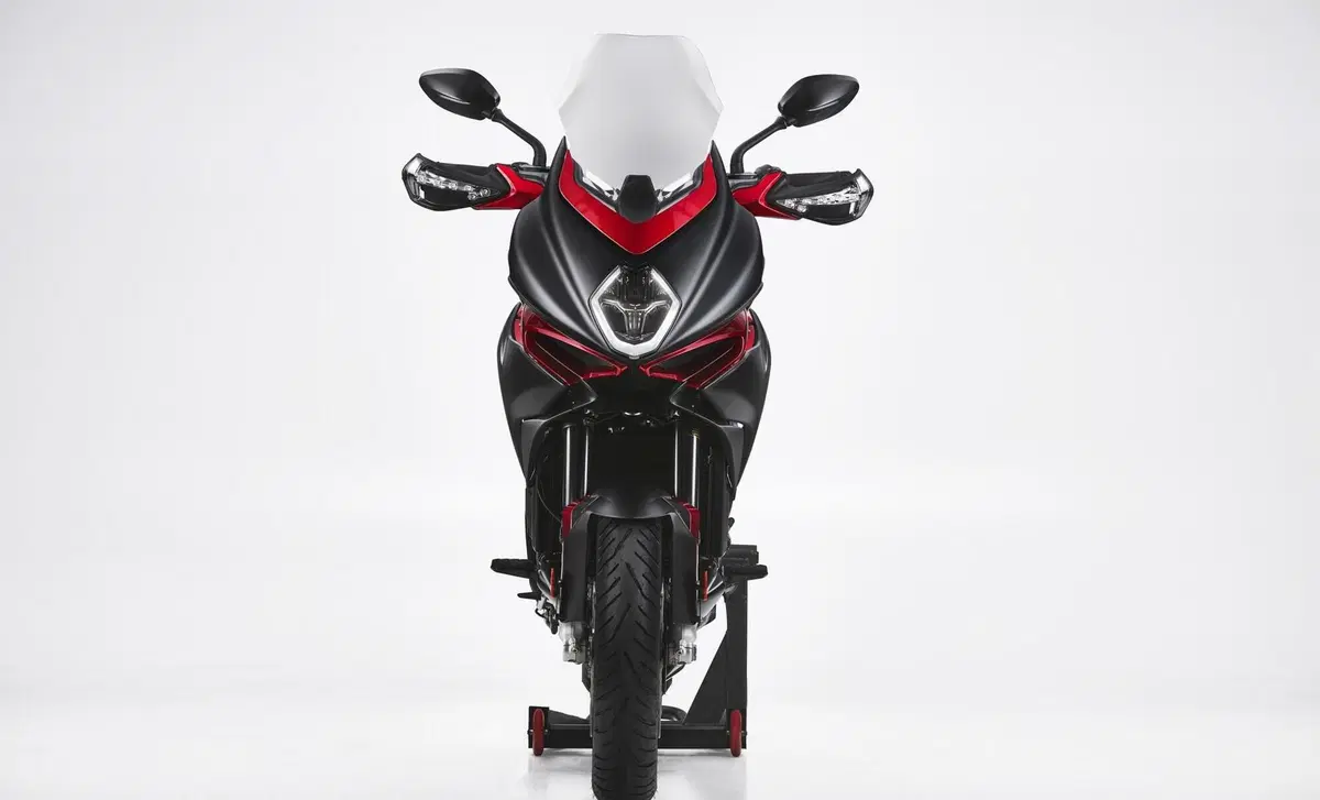 MV Agusta Turismo Veloce 800 Turismo Veloce 800 Lusso (2021 - 22) (2)
