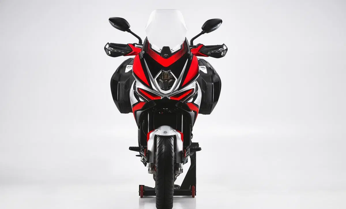 MV Agusta Turismo Veloce 800 Turismo Veloce 800 RC SCS (2021 - 22) (2)
