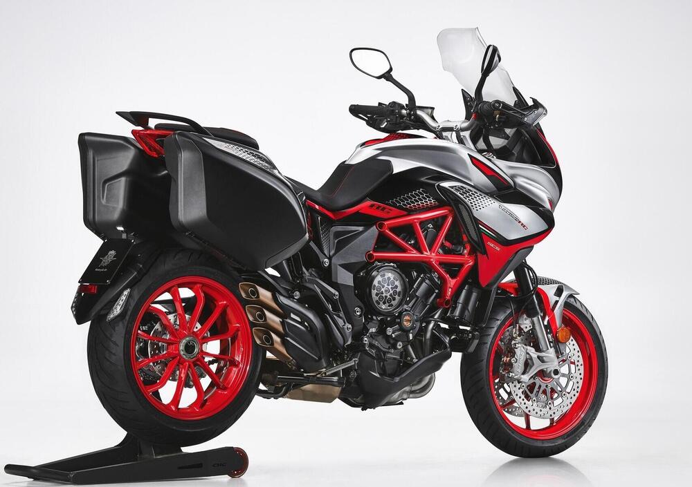 MV Agusta Turismo Veloce 800 RC SCS (2021 - 22) (4)