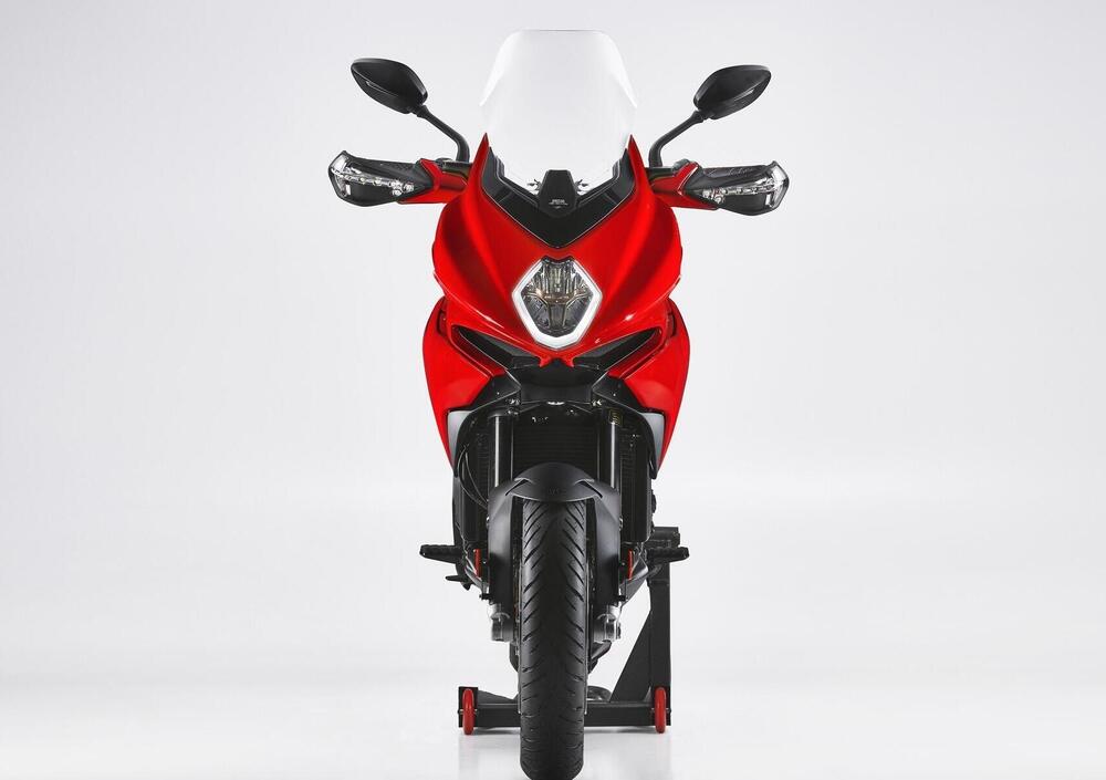 MV Agusta Turismo Veloce 800 Rosso (2021 - 23) (2)