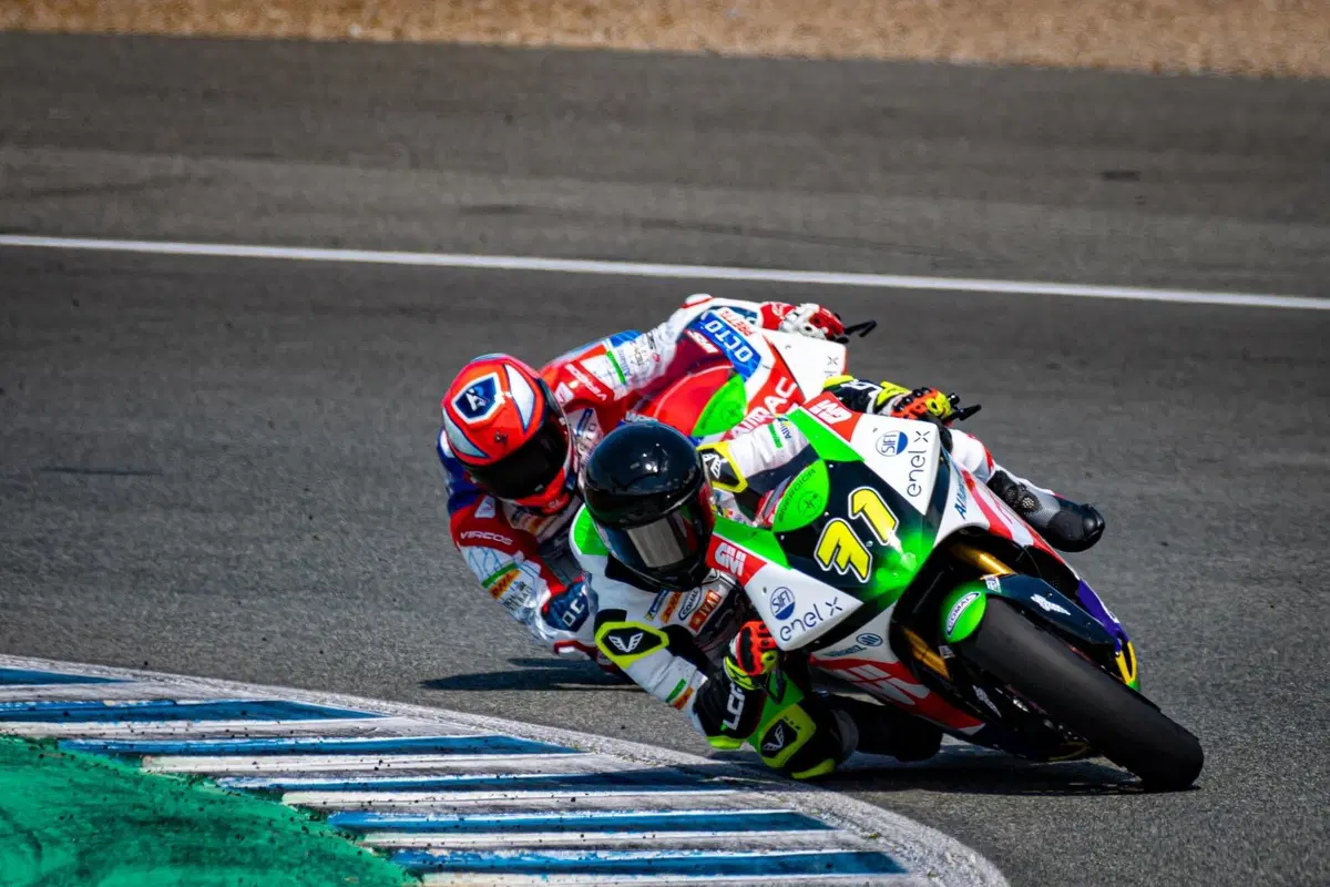 Test MotoE. Domina Aegerter, miglior crono di Granado (11)