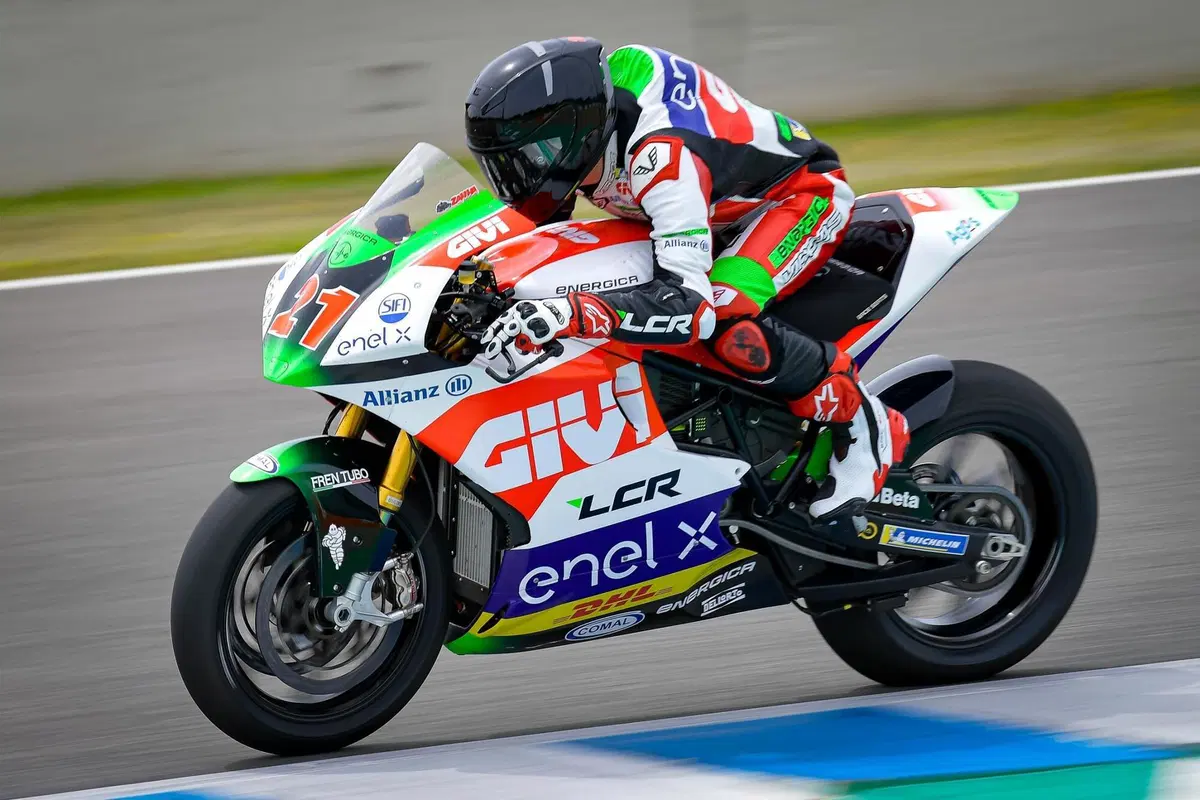Test MotoE. Domina Aegerter, miglior crono di Granado (13)